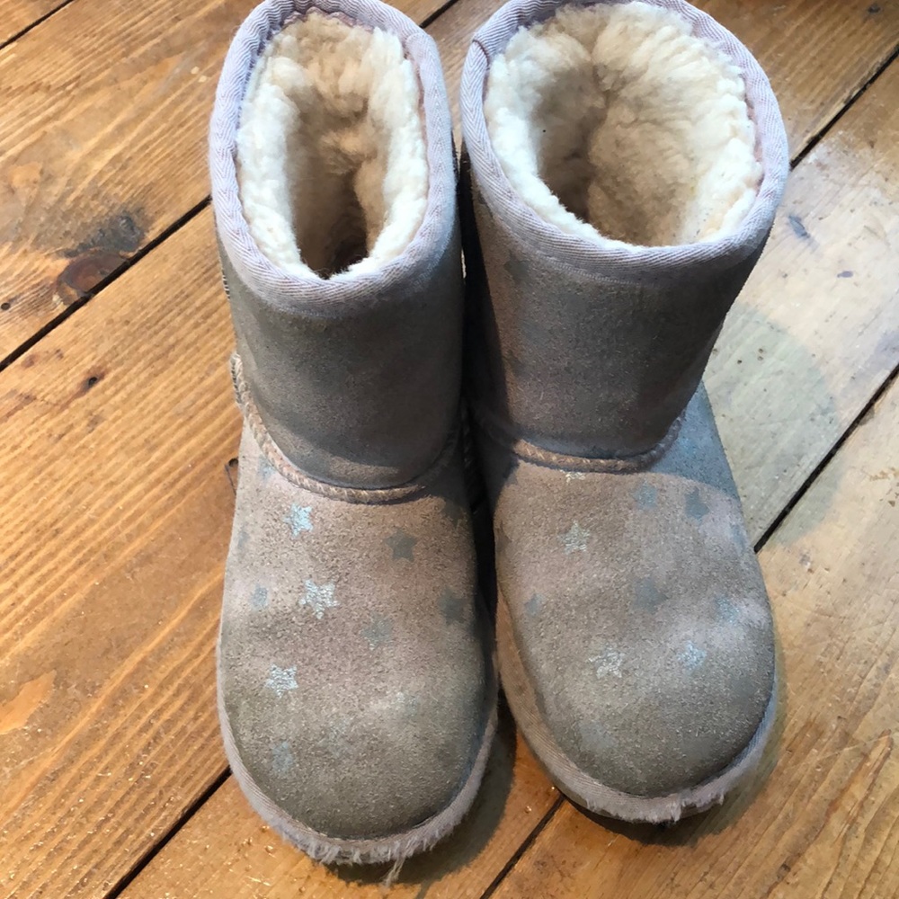 Purple star Ugg boots